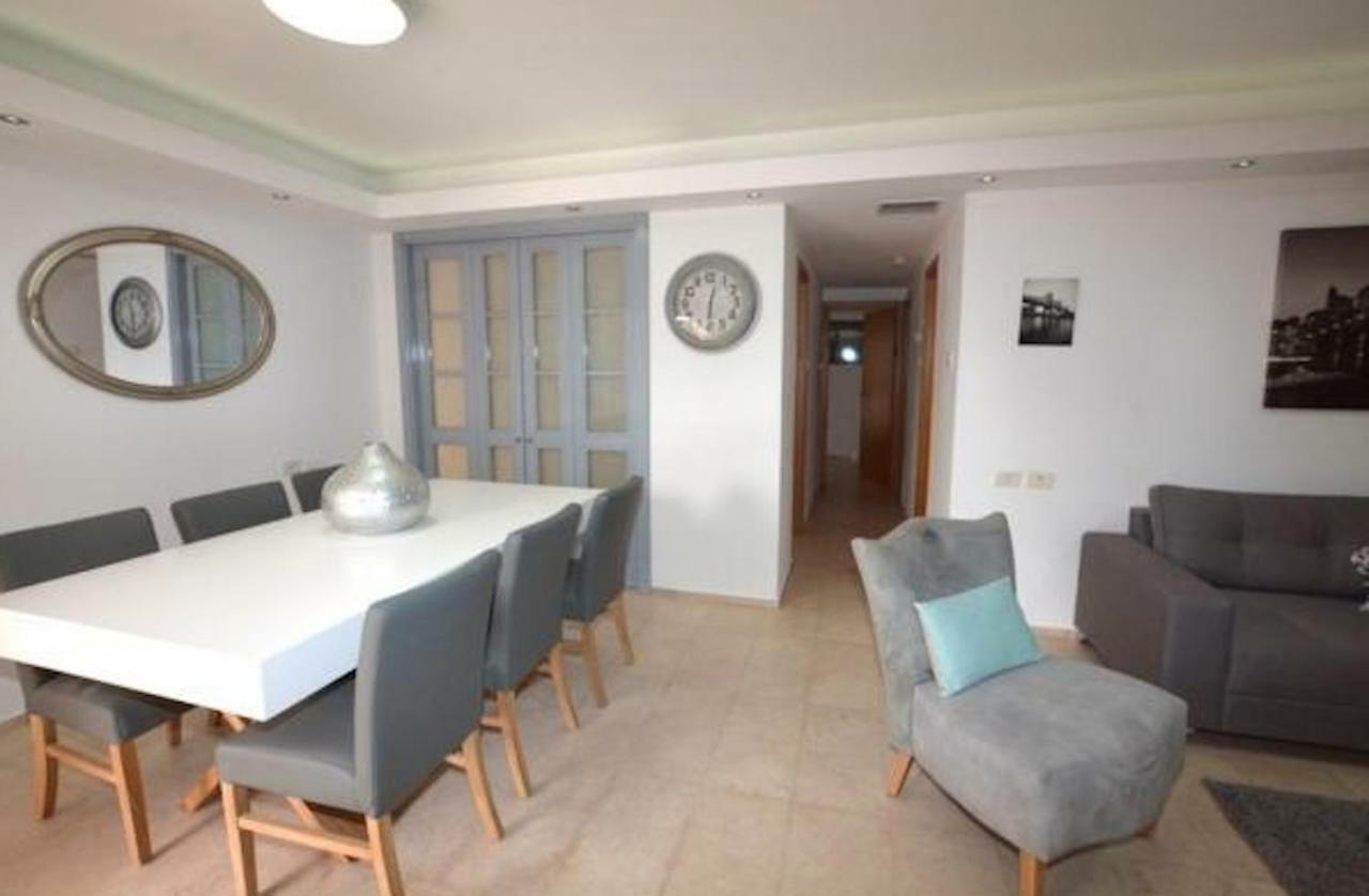 Sweethome26 Eilat Apt With Jaccuzzi / Free Parking Luaran gambar
